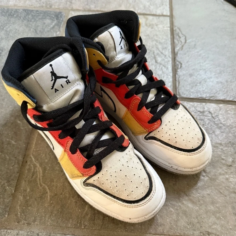 Jordans Youth Size 6.5